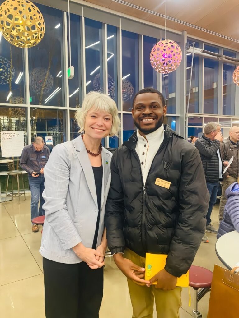 Daniel Appiah Gyekye with Mayor Kaarin Knudson of Eugene, Oregon